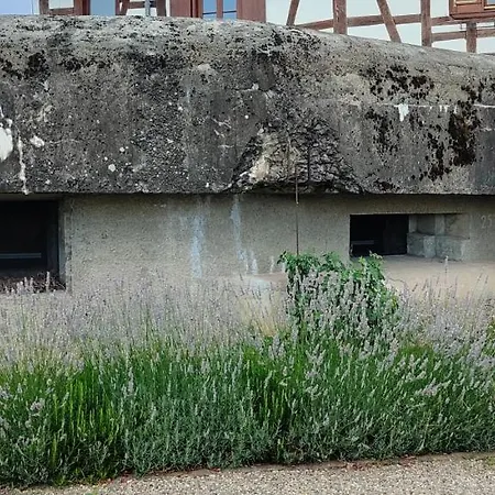 Au Bunker 67 3* Rott